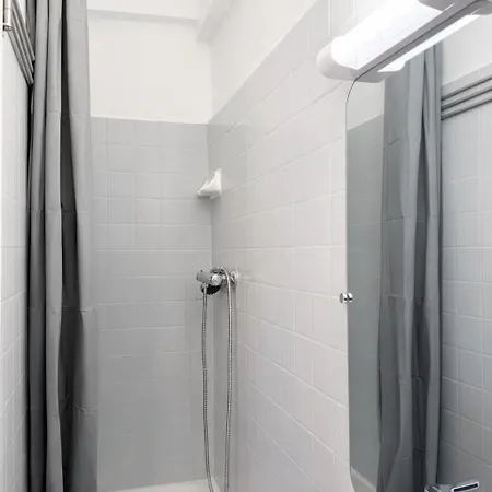 Charme Du Vieux-nice - Cocon Lumineux A 100 M De La Апартаменты *