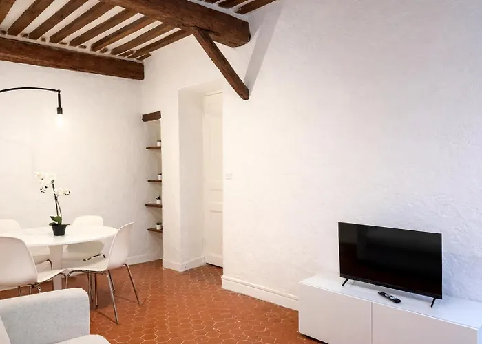 Charme Du Vieux-nice - Cocon Lumineux A 100 M De La * Nice