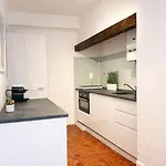 Charme Du Vieux-nice - Cocon Lumineux A 100 M De La Apartman *